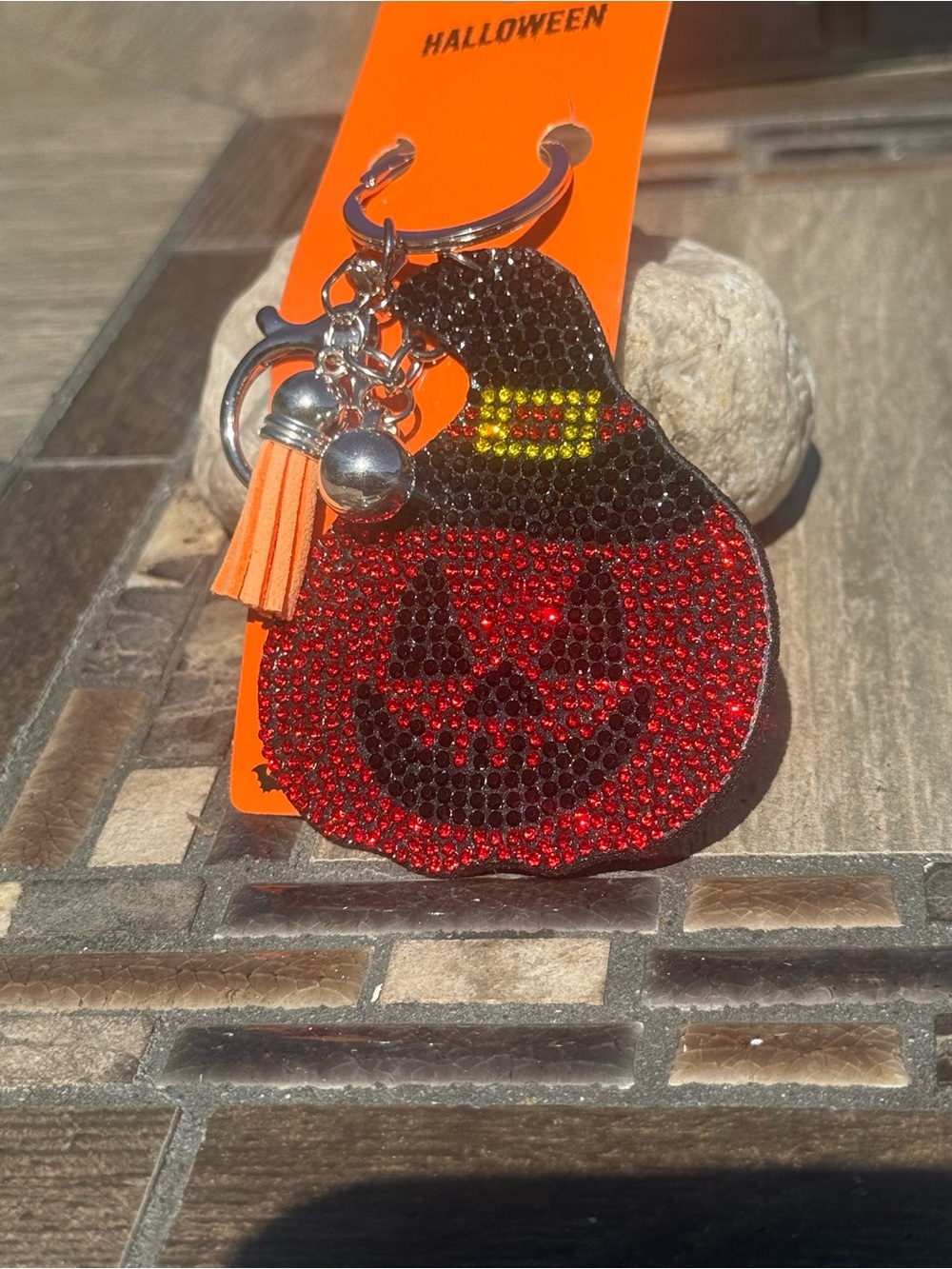 NWT Halloween Pumpkin Witch Hat Keychain - Orange and Red